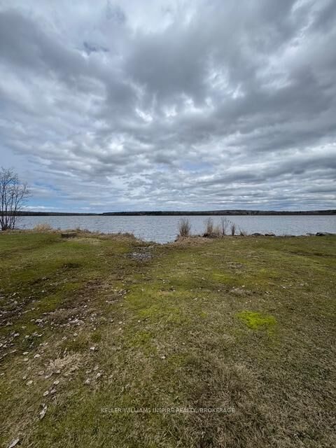 Property Photo:  138 Islandview Lane S  ON P0H 1Z0 