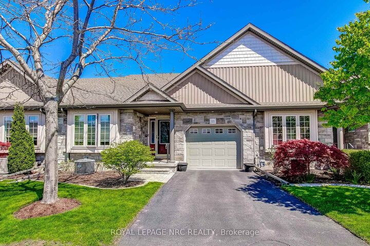 11 Rose Glen Crescent — photo 1