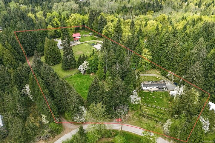 Property Photo: 5150 &Amp 5160 Lee Rd BC V9L 6S6