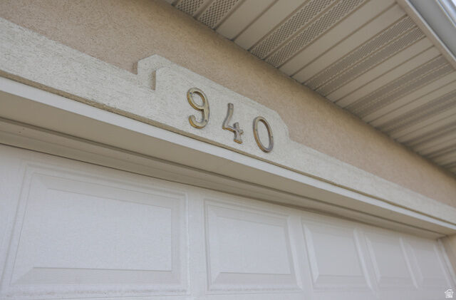 Property Photo: 940 W 550 N UT 84062