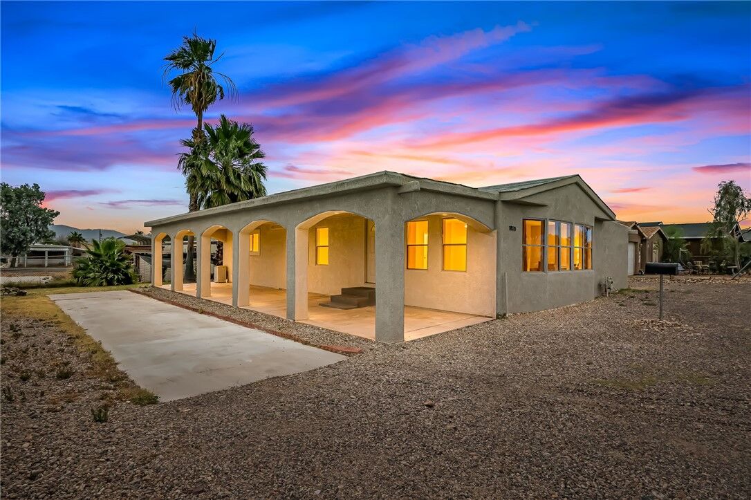 Property Photo:  1800 Granada Drive  AZ 86442 
