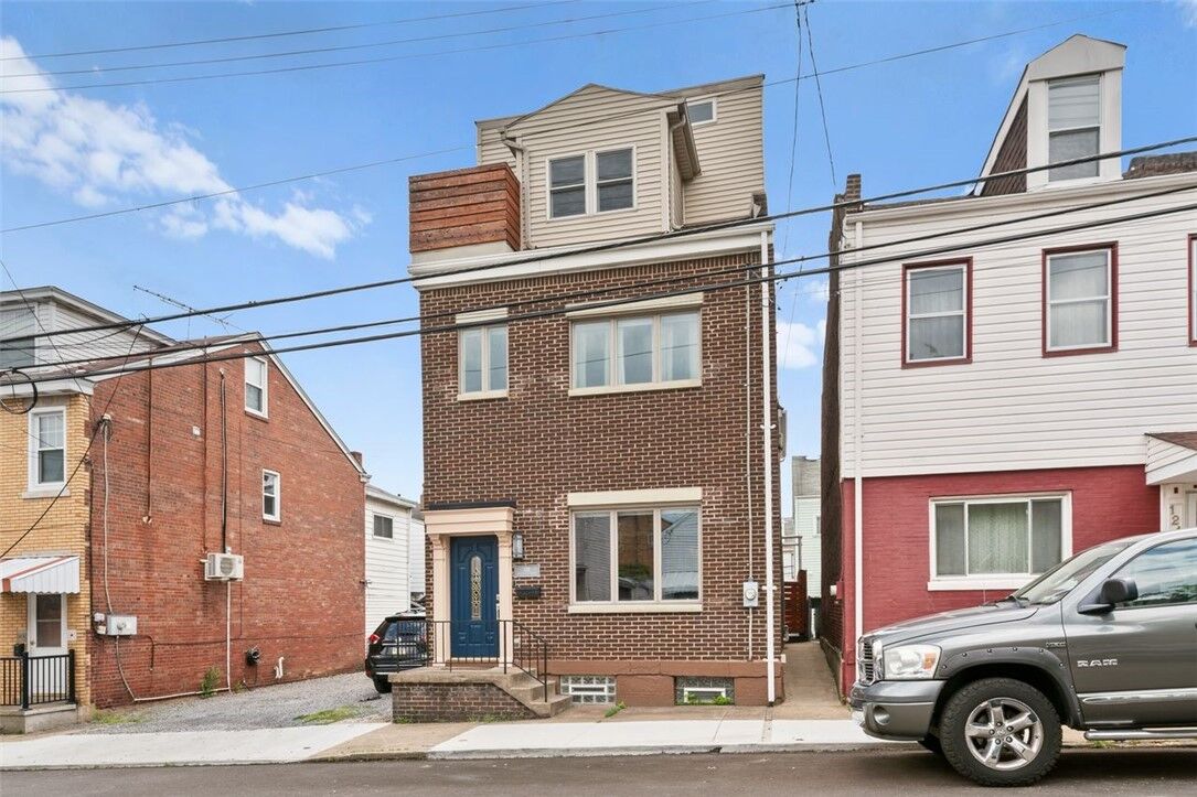 Property Photo:  119 S 13th St  PA 15203 