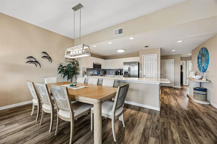 Property Photo:  403 Tarpon Avenue  FL 32034 