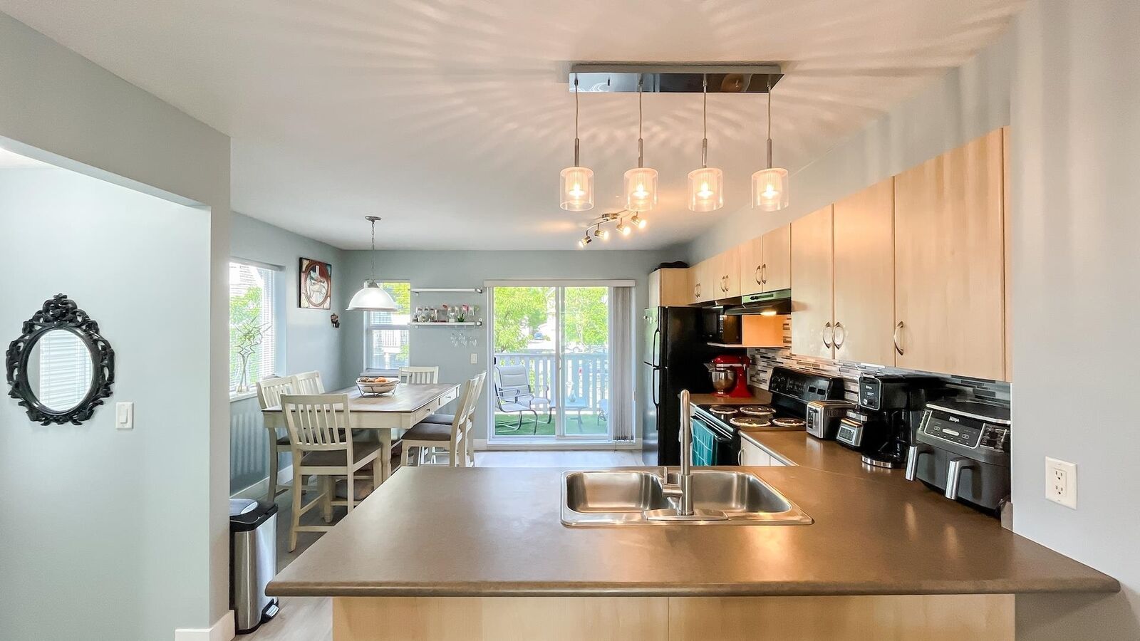 Property Photo:  15871 85 Avenue 5  BC V4N 0Y9 