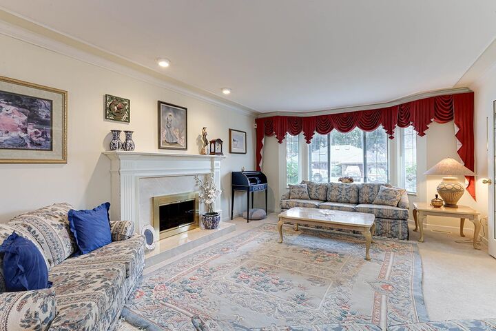 Property Photo:  1254 Pacific Drive  BC V4M 4B2 