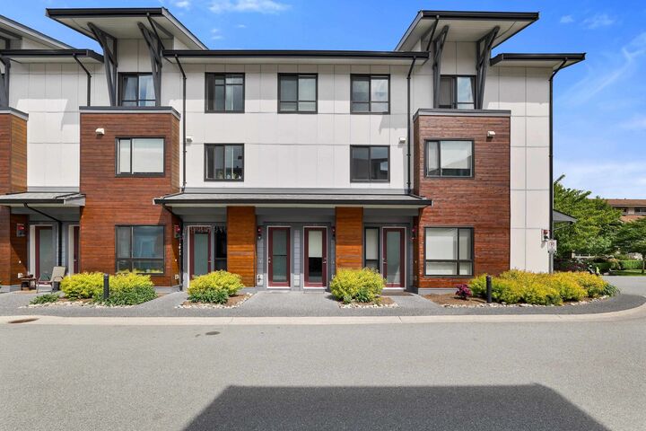 Property Photo:  1188 Main Street 64  BC V8B 0Z3 