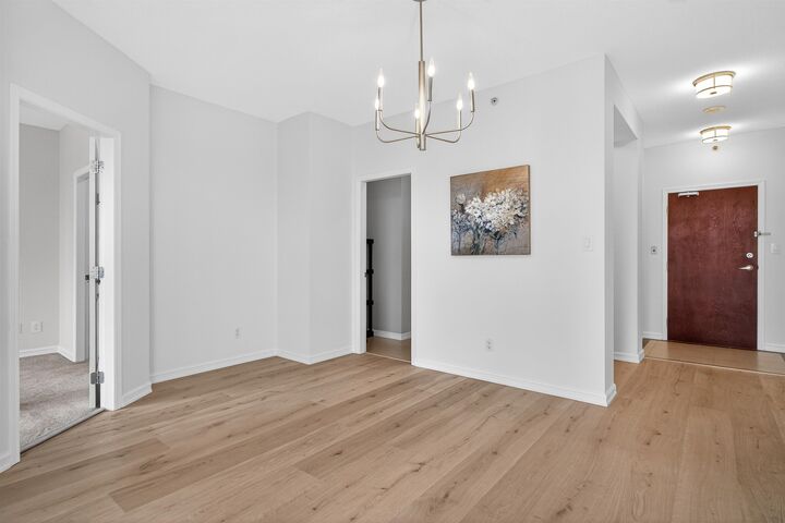 Property Photo:  1551 Foster Street 406  BC V4B 5M1 