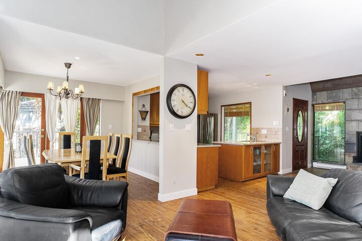 Property Photo: 430 Bayview Road BC V0N 2E0