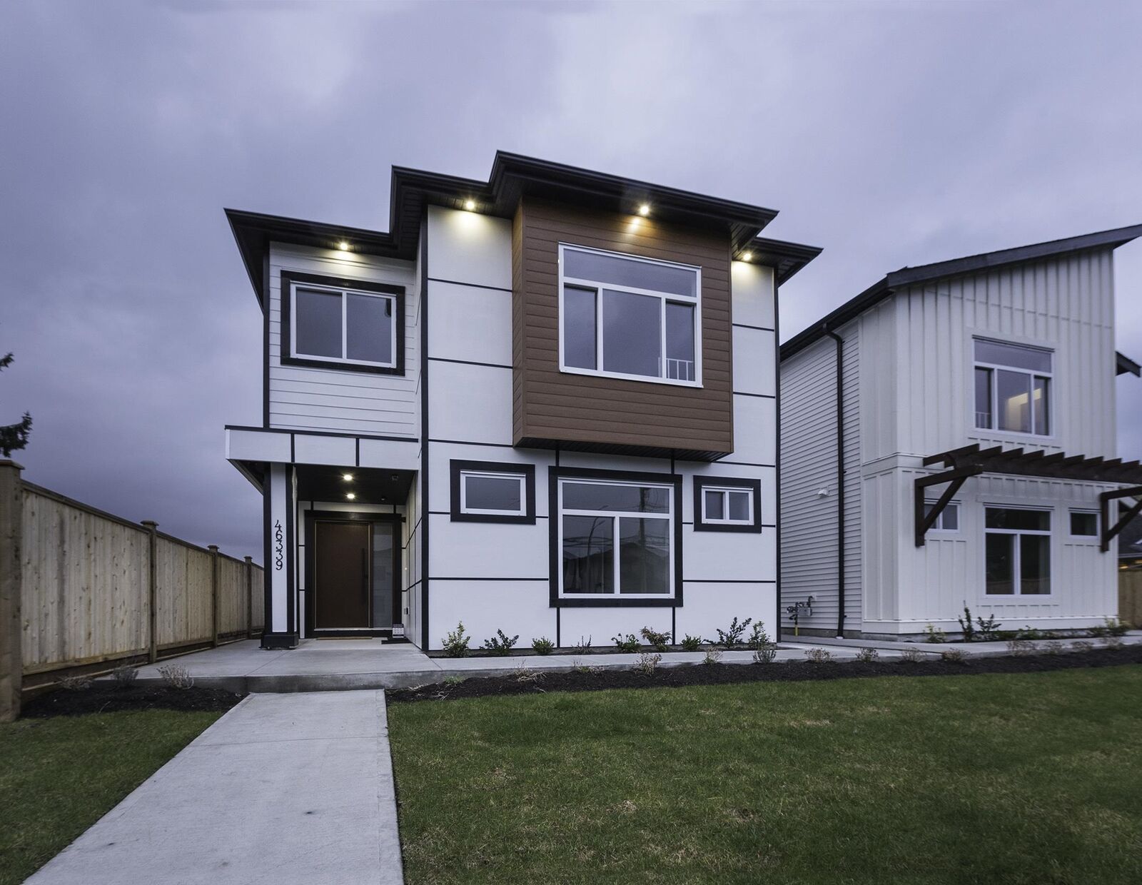 Property Photo:  46339 Maple Avenue  BC V2P 2J5 