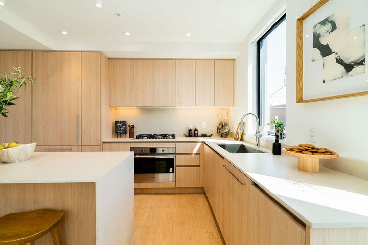 Property Photo:  2820 Nanaimo Street 222  BC V5M 2E1 