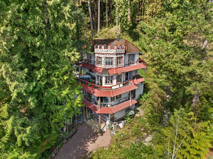 2755 Panorama Drive — photo 1