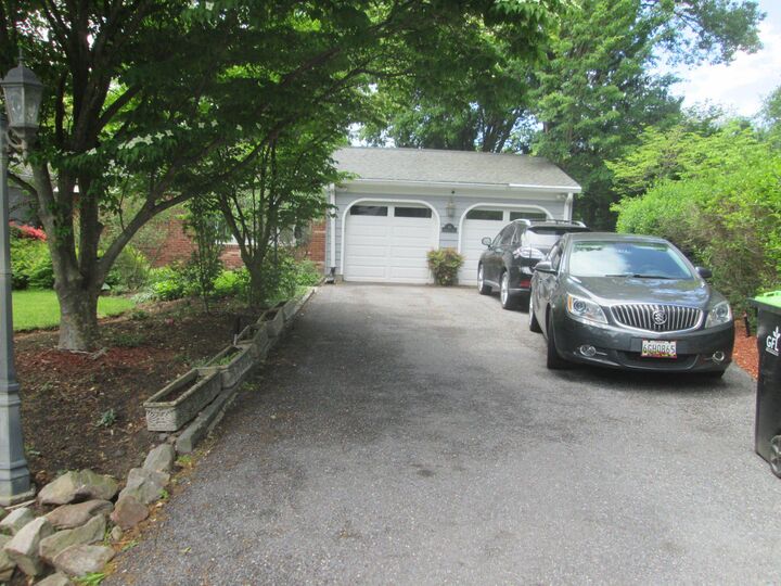 Property Photo:  14 Cherbourg Court  MD 20854 