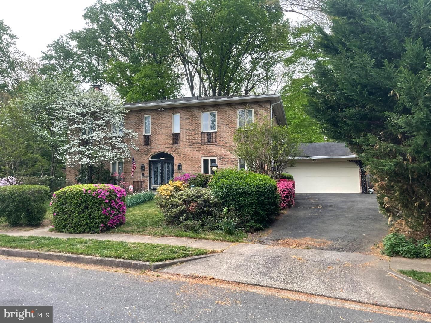 Property Photo:  1502 Highwood Drive  VA 22101 