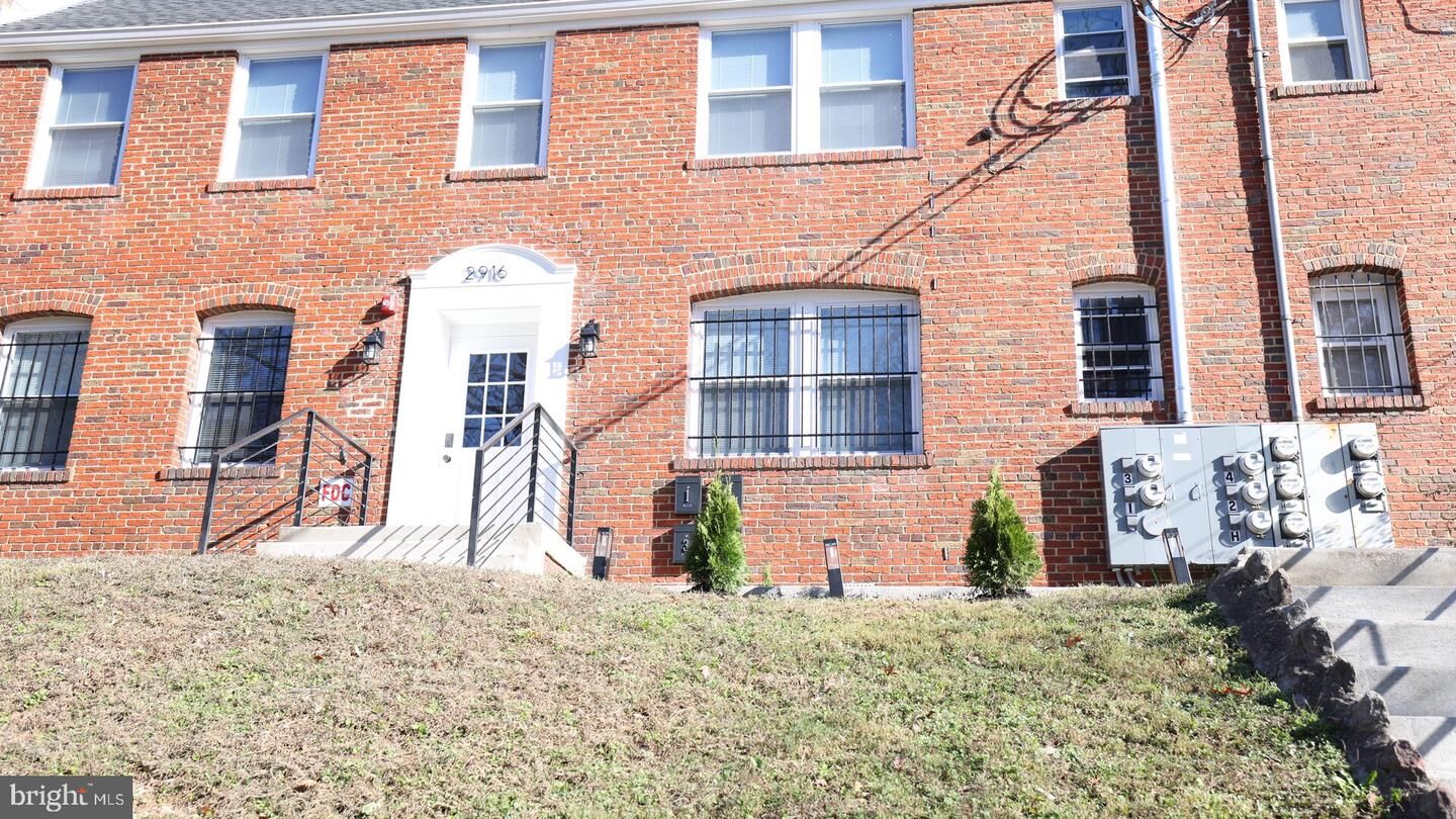 Property Photo:  2916 2nd Street SE  DC 20032 