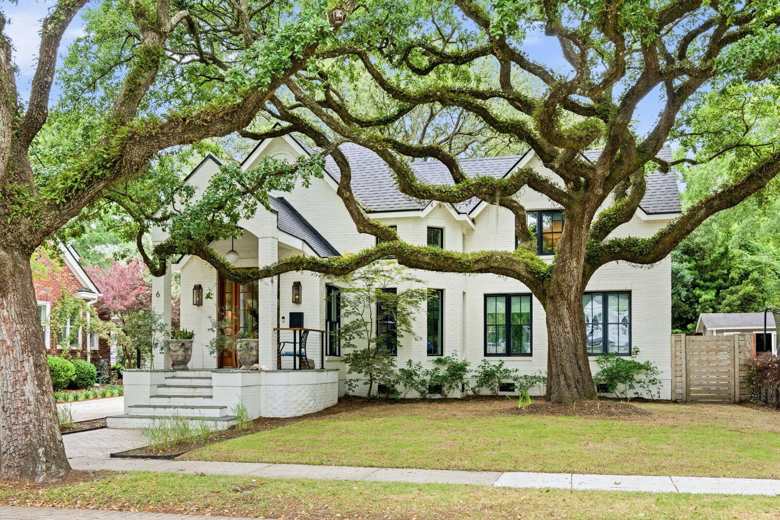 Property Photo: 6 Beverly Road SC 29407