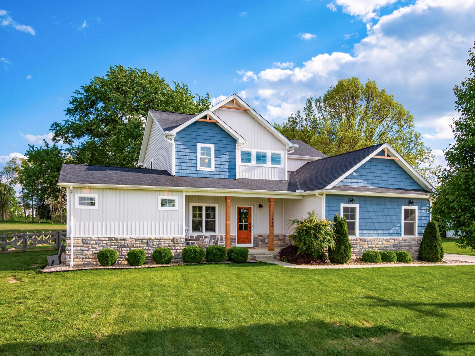 Property Photo:  1354 State Route 521  OH 43015 