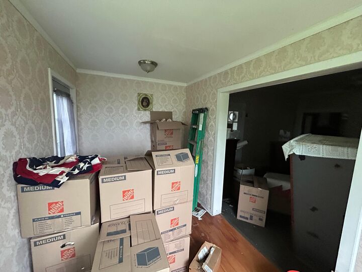 Property Photo: 2215 Frank Road OH 43223