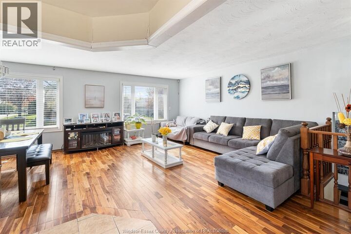 Property Photo:  80 Shawnee Court  ON N8H 5A8 