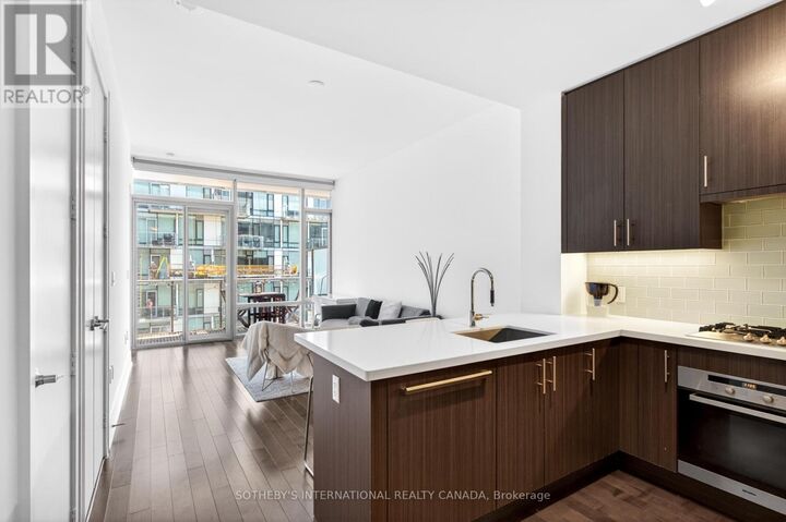 Property Photo:  39 Queens Quay East 816  ON M5E 0A5 