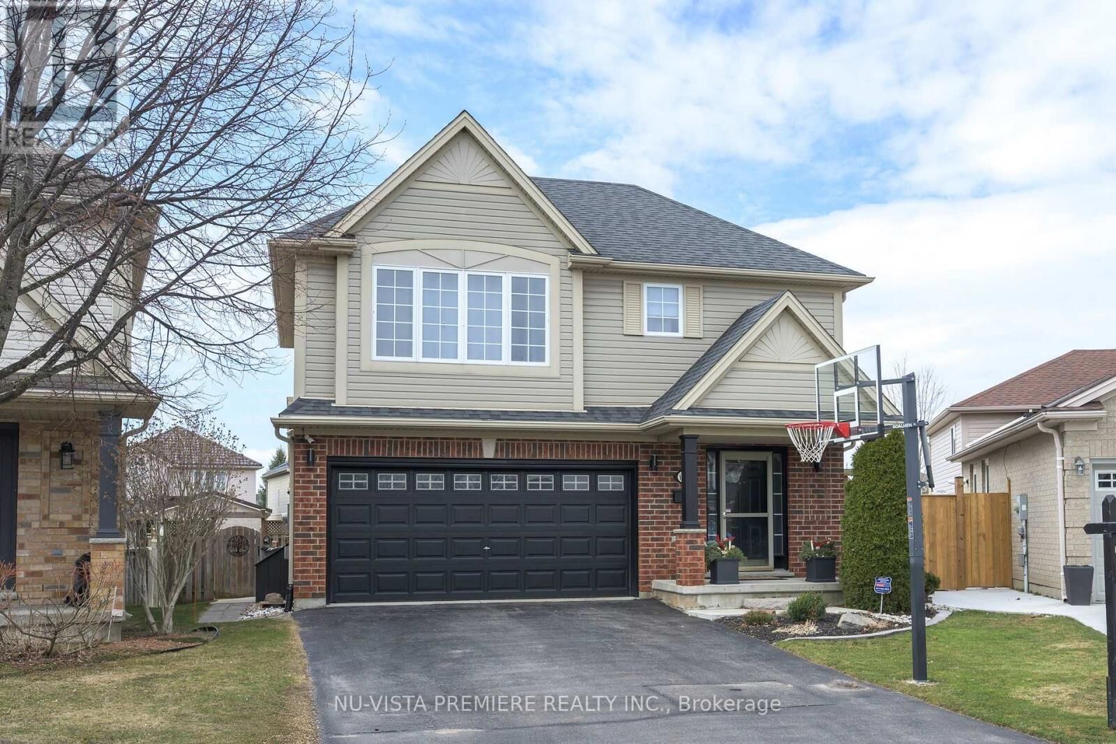 Property Photo:  1582 Chelton Place  ON N6M 1M2 