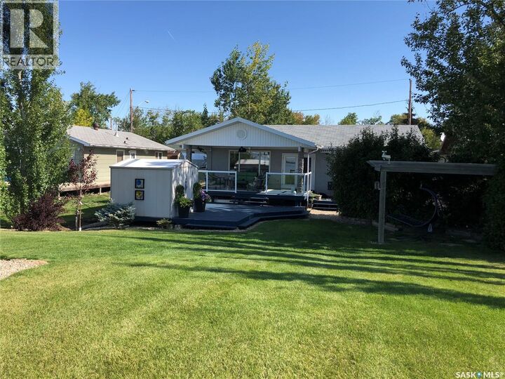 Property Photo:  115 Lakeside Drive  SK S0A 1A0 