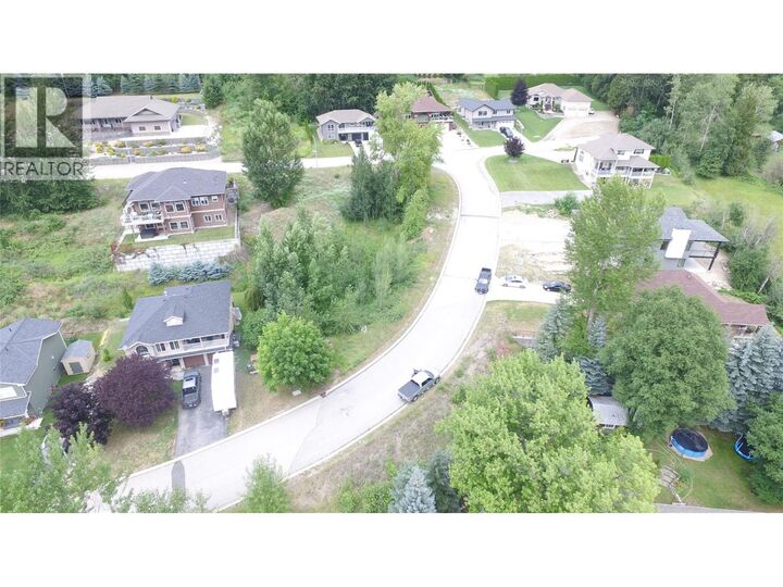 Property Photo:  928 8th Street  BC V0G 1P0 