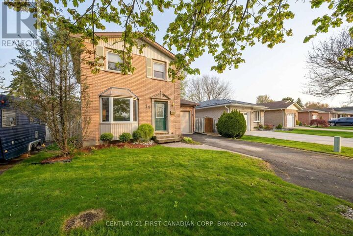 Property Photo:  19 Clara Crescent  ON N6E 3G2 