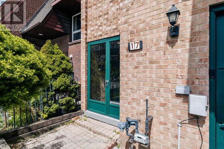 Property Photo:  17 Stoneham Road  ON M9C 4Y7 