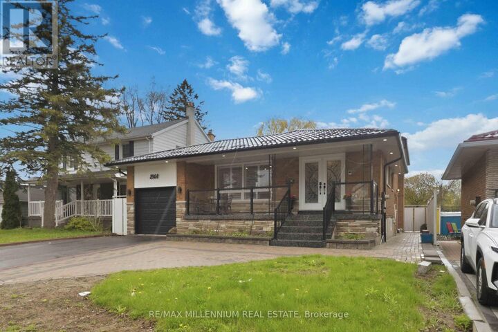 Property Photo:  204A Bellamy Road North  ON M1J 2L6 