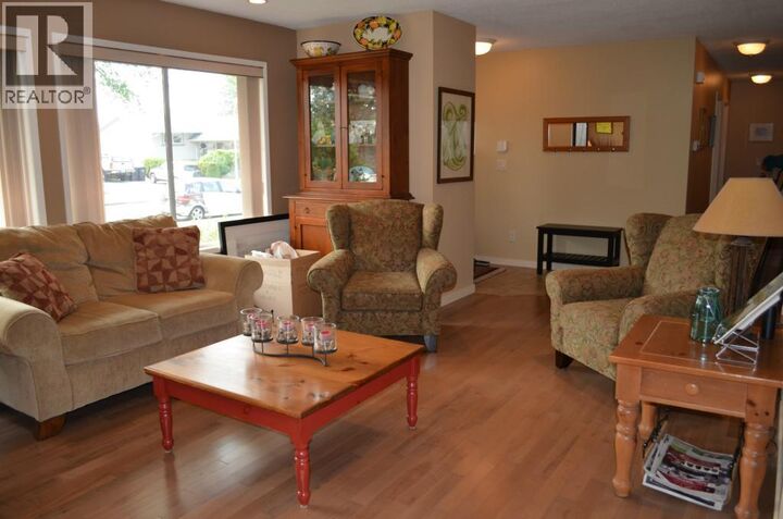 Property Photo:  565 Dougall Road South  BC V1X 3K2 