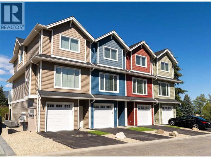 Property Photo: 1910 11 Avenue Northeast 1 BC V1E 2V5