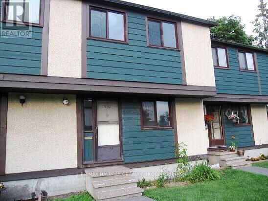 Property Photo:  1817 Meadowbrook Road 111  ON K1B 4W6 