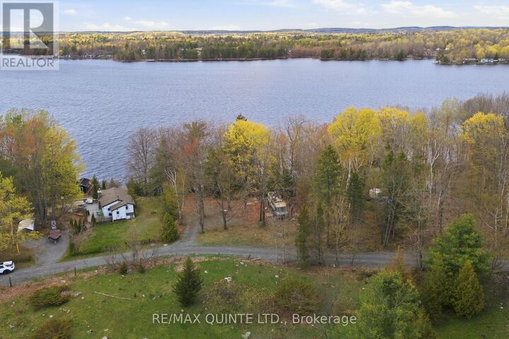 Property Photo:  165 Retriever Lane  ON K0K 3J0 