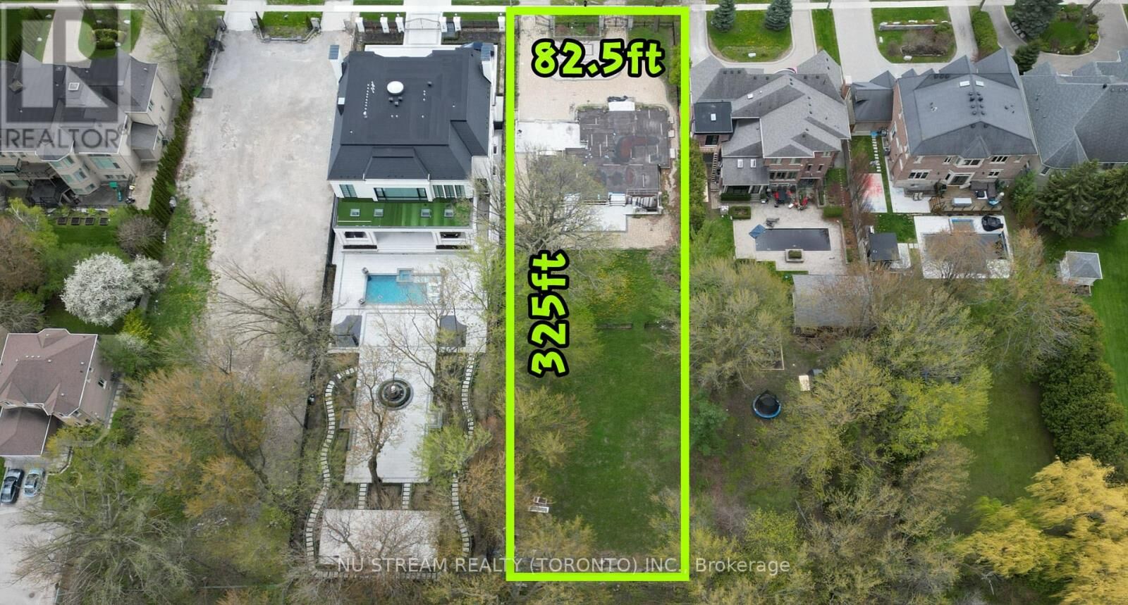 Property Photo:  212 Duncan Road  ON L4C 6J9 