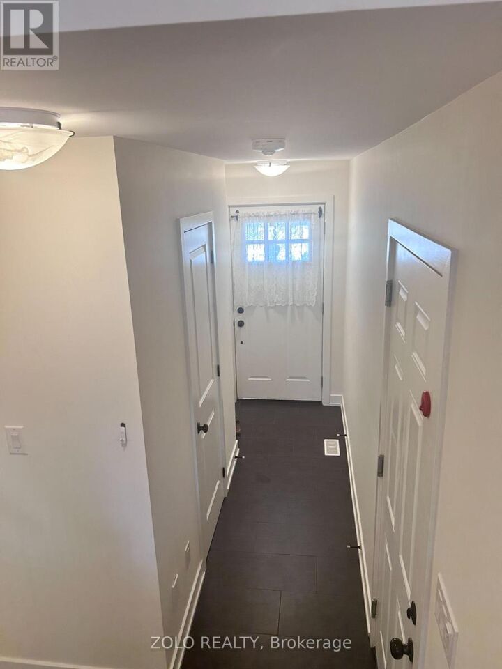 Property Photo:  67 Whitcomb Crescent  ON K7A 0C1 