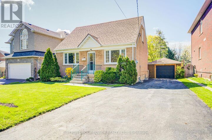 Property Photo:  31 Melody Road  ON M9M 1C9 