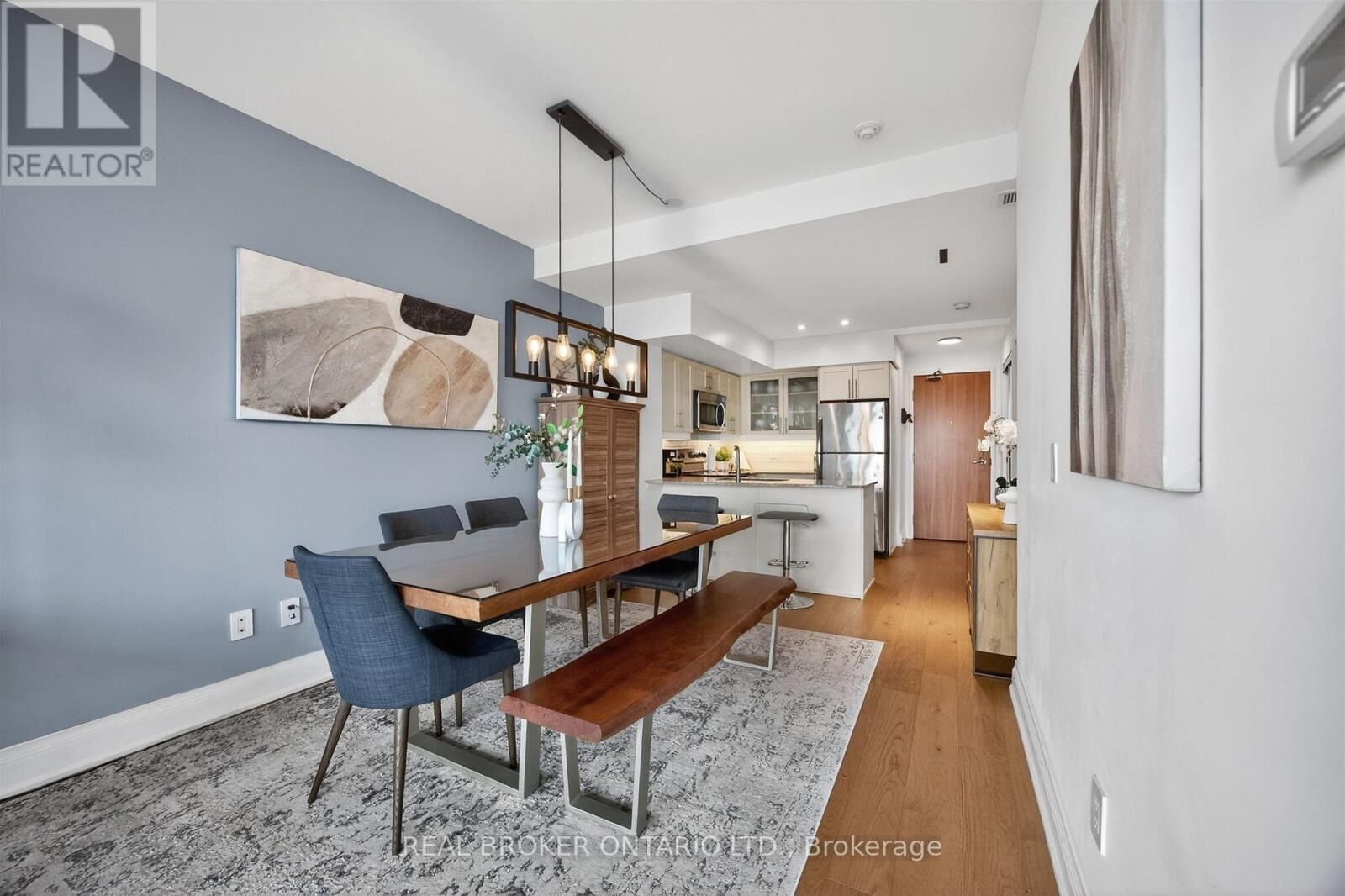 Property Photo:  2191 Yonge Street 4603  ON M4S 3H8 