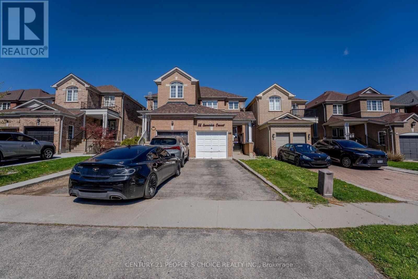 Property Photo:  32 Summerdale Crescent  ON L6X 4V8 
