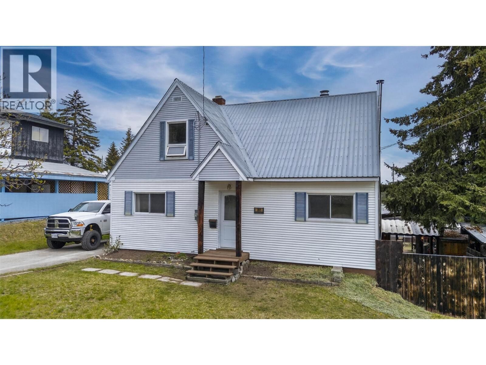 Property Photo:  701 5th Avenue  BC V1A 2T3 