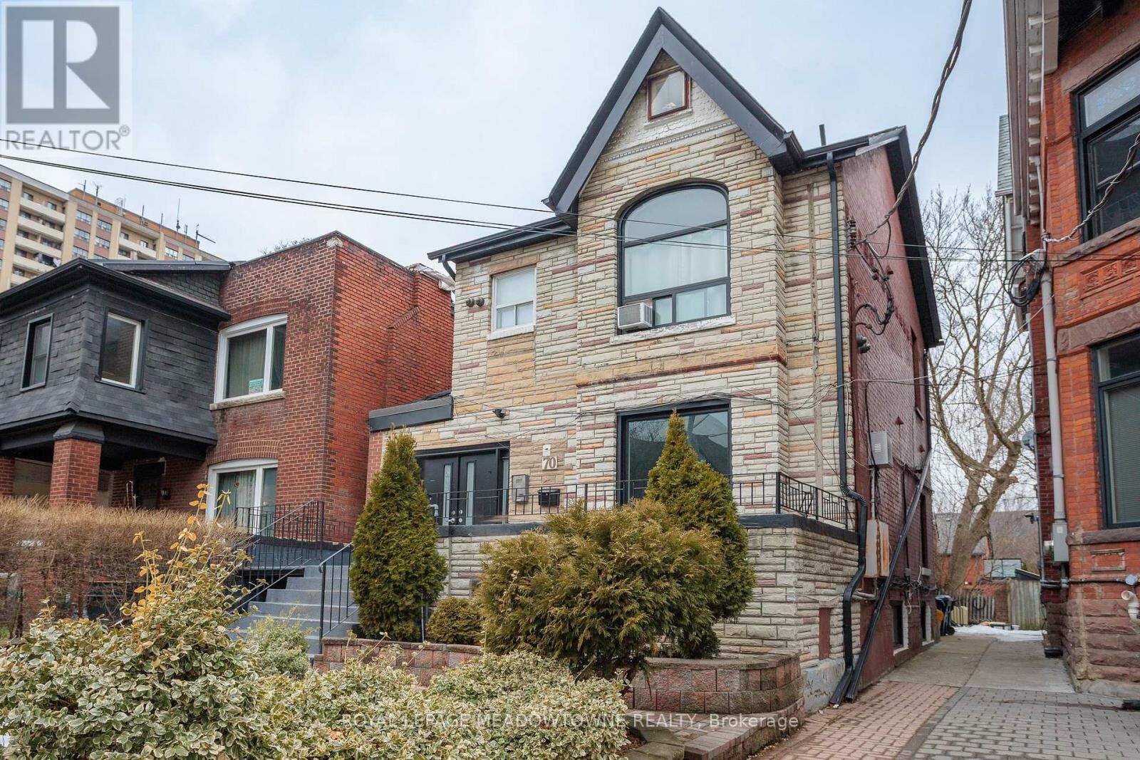 Property Photo:  70 Melbourne Avenue  ON M6K 1K7 