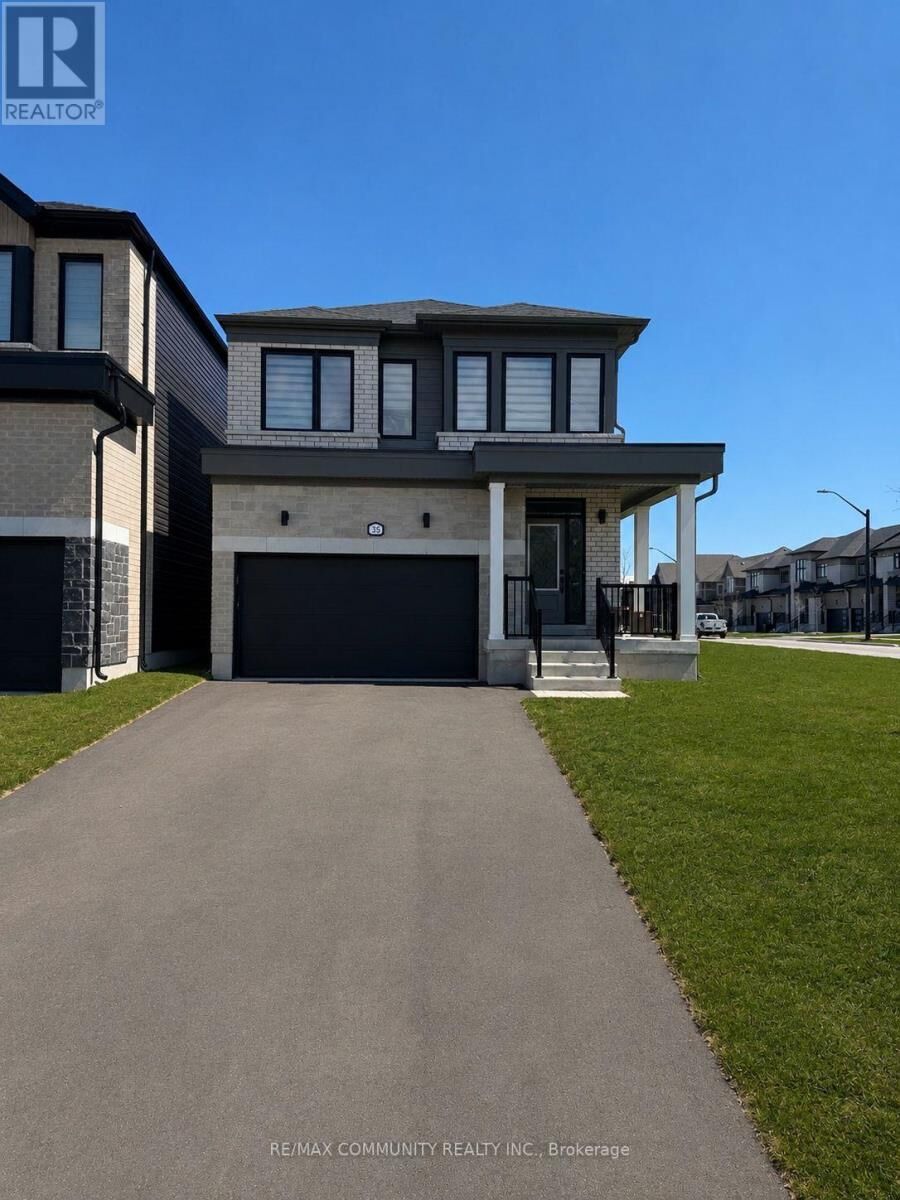 Property Photo:  35 Frederica Crescent  ON L9Z 0N6 