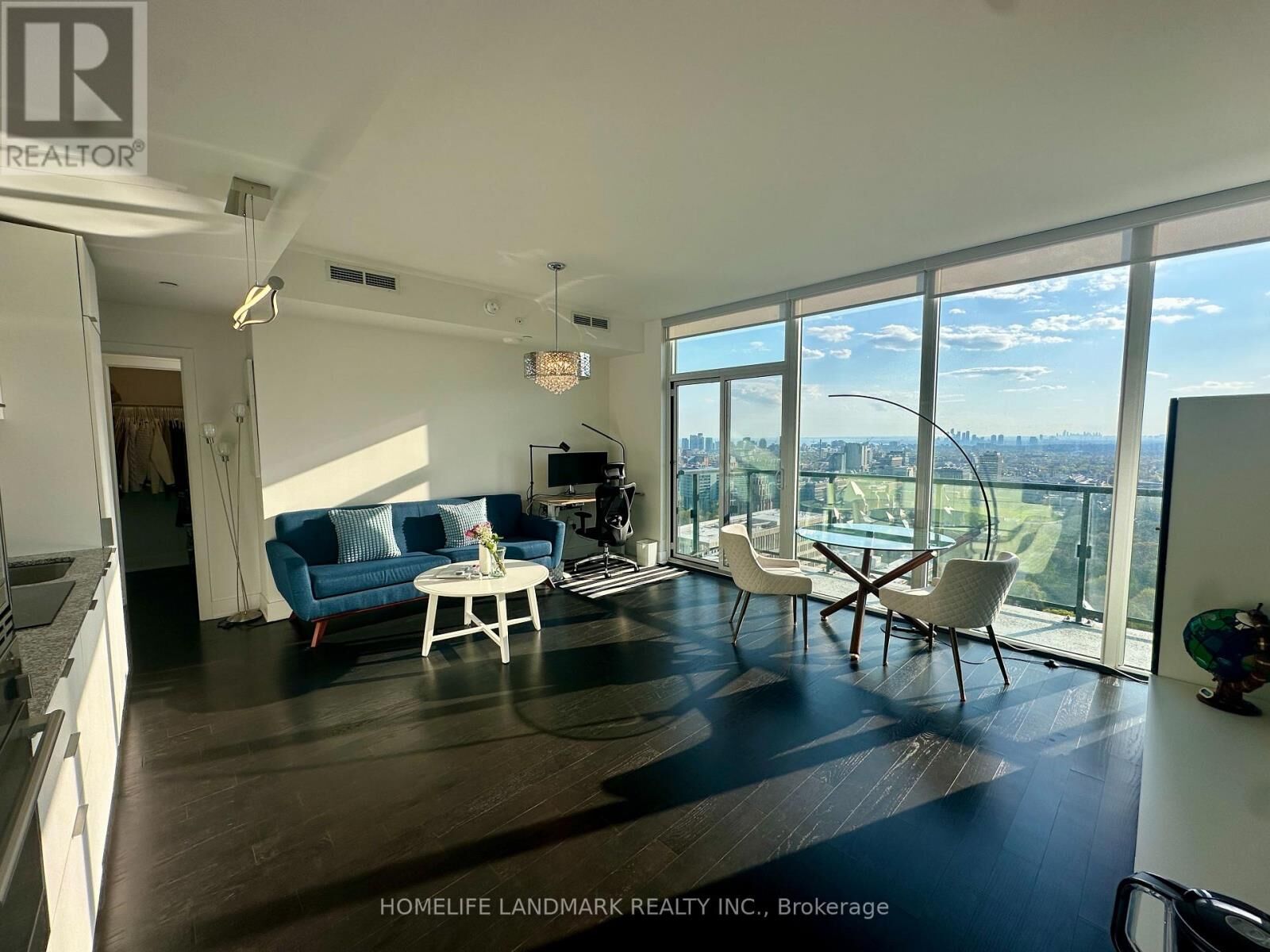 Property Photo:  955 Bay Street 3113  ON M5S 0C6 