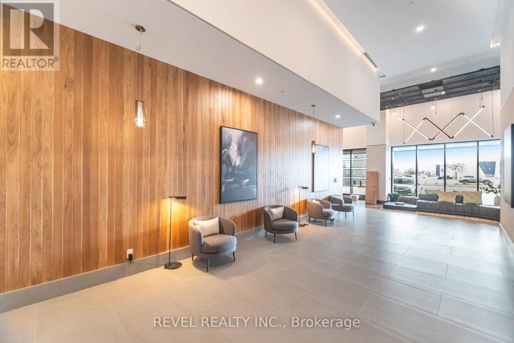 Property Photo:  1007 The Queensway Street 921  ON M8Z 0H4 