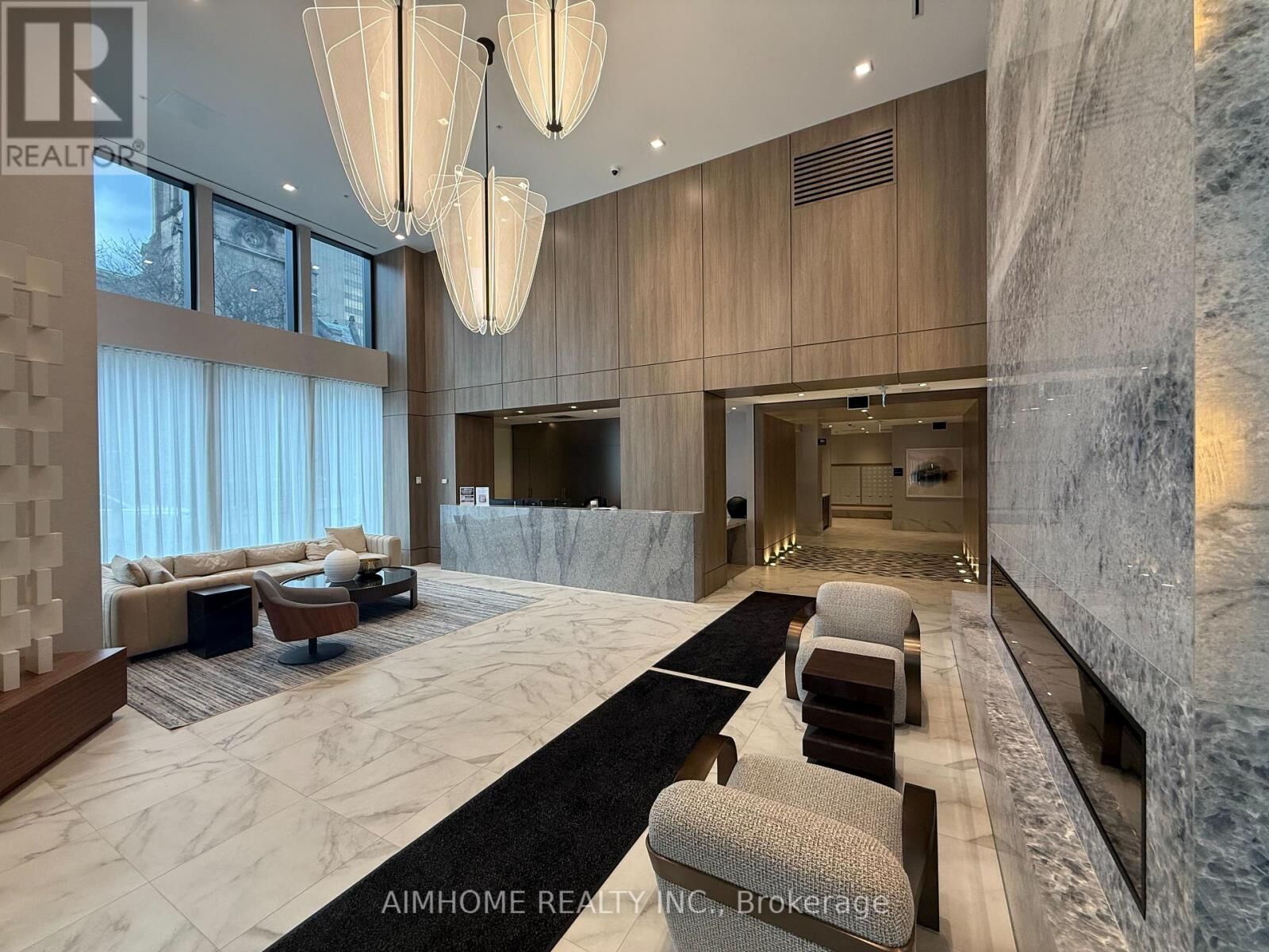 Property Photo:  75 James Street South 1521  ON L8P 2Y9 