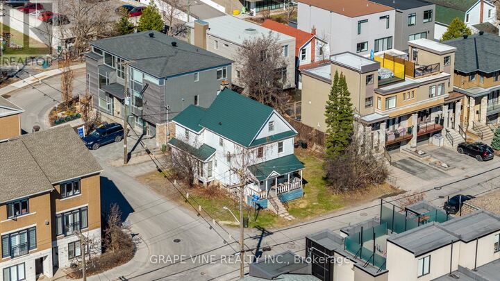 Property Photo:  388 Berkley Avenue  ON K2A 2G7 