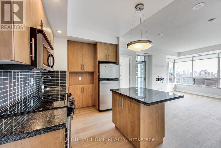 Property Photo:  120 Homewood Avenue 407  ON M4Y 2J3 