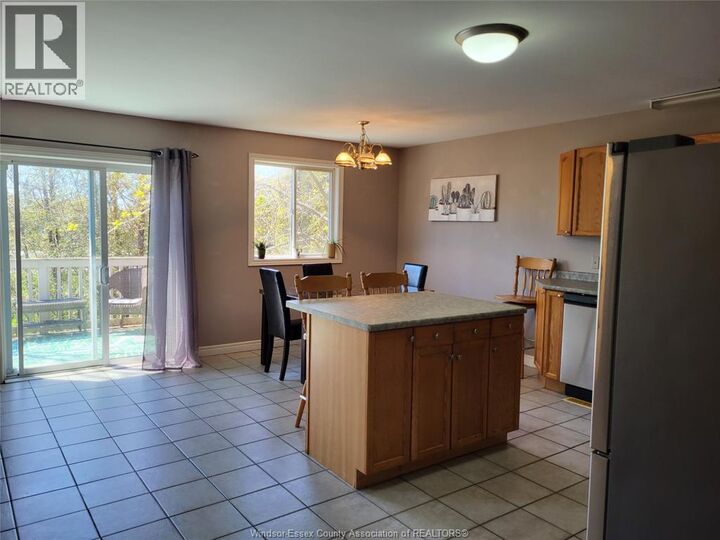 Property Photo:  177 Victoria Street  ON N9Y 1T5 