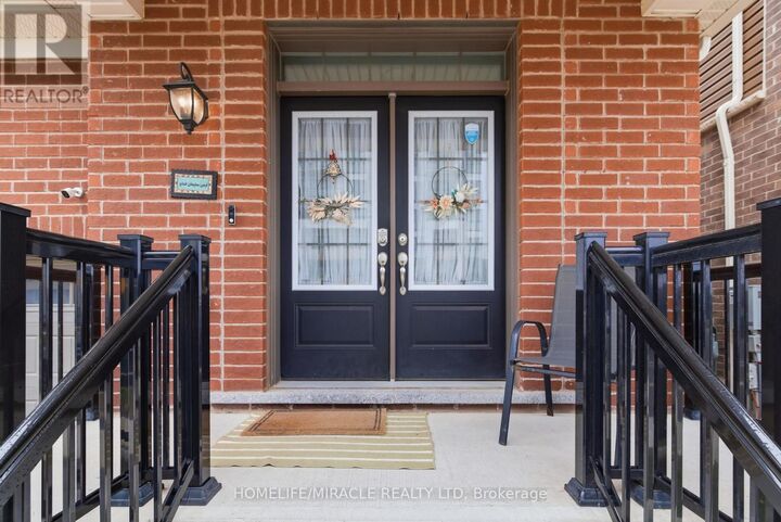 Property Photo:  793 Whitlock Avenue  ON L9E 1S5 