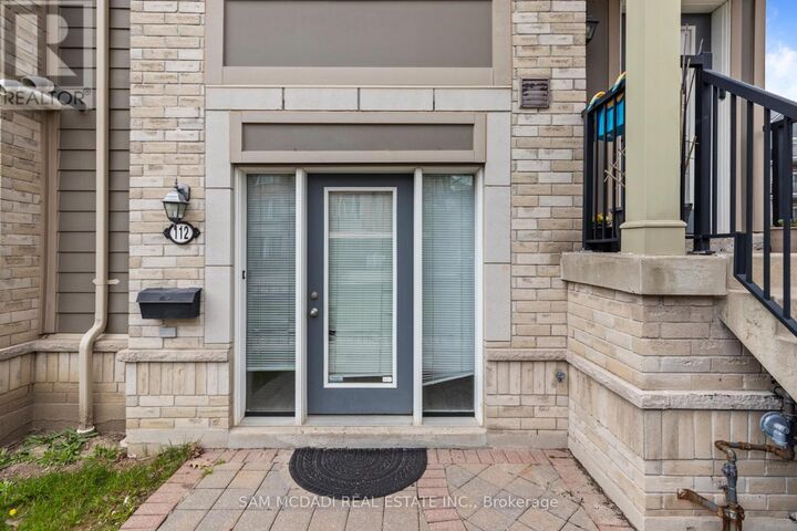 Property Photo:  3050 Erin Centre Boulevard 112  ON L5M 0P5 