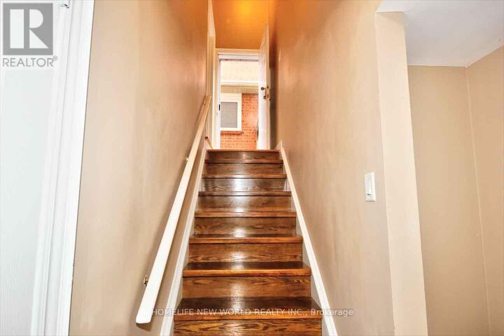 Property Photo:  6 Mirrow Court East  ON M1C 4Y7 